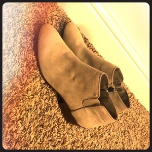 Circus heel boots by sam edelman!!!